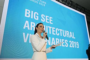 <!--LINK'" 0:490-->, 2019.