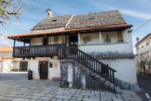 <!--LINK'" 0:273-->, 2020.