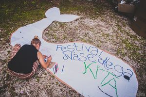 Each year the attendants of the <!--LINK'" 0:789--> create whale sculptures of all kinds, 2016